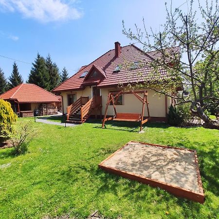 Ferienwohnung Apartament W Sercu Ustrzyk Ustrzyki Dolne Exterior foto